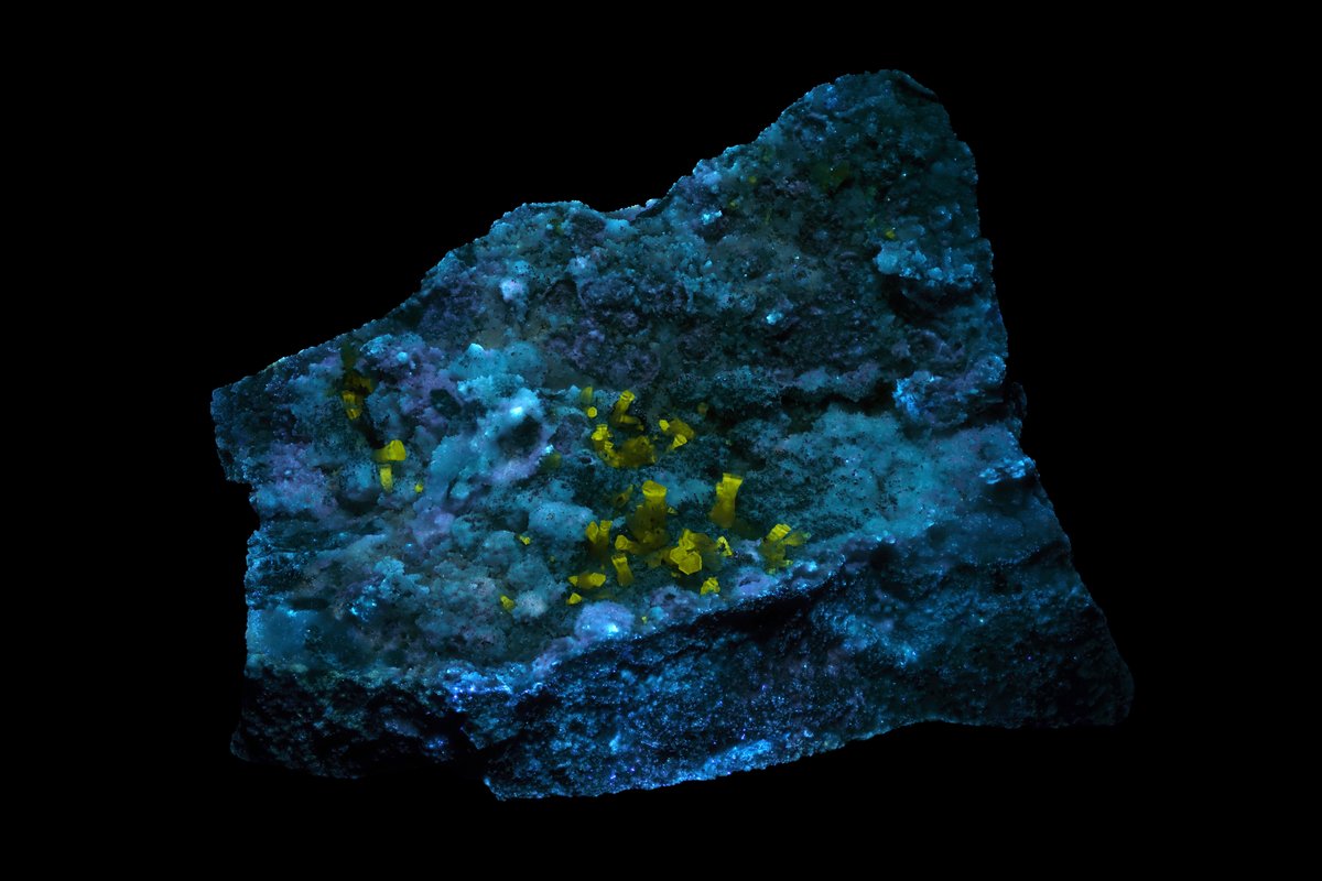 Weloganite, Dresserite