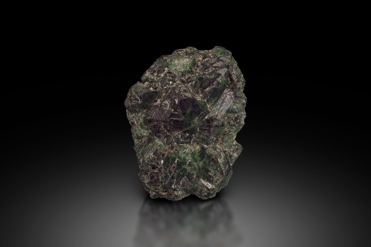 Alexandrite, yellow light