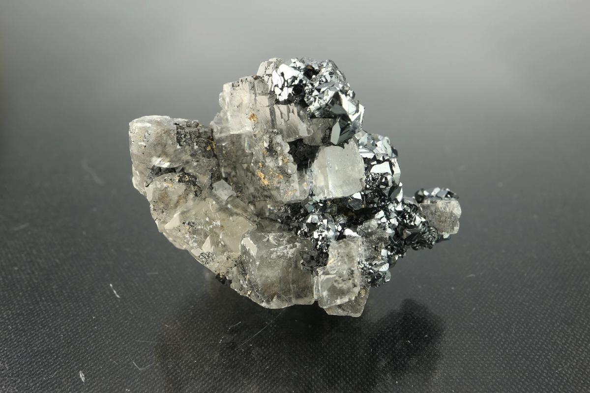 Calcite, Hematite