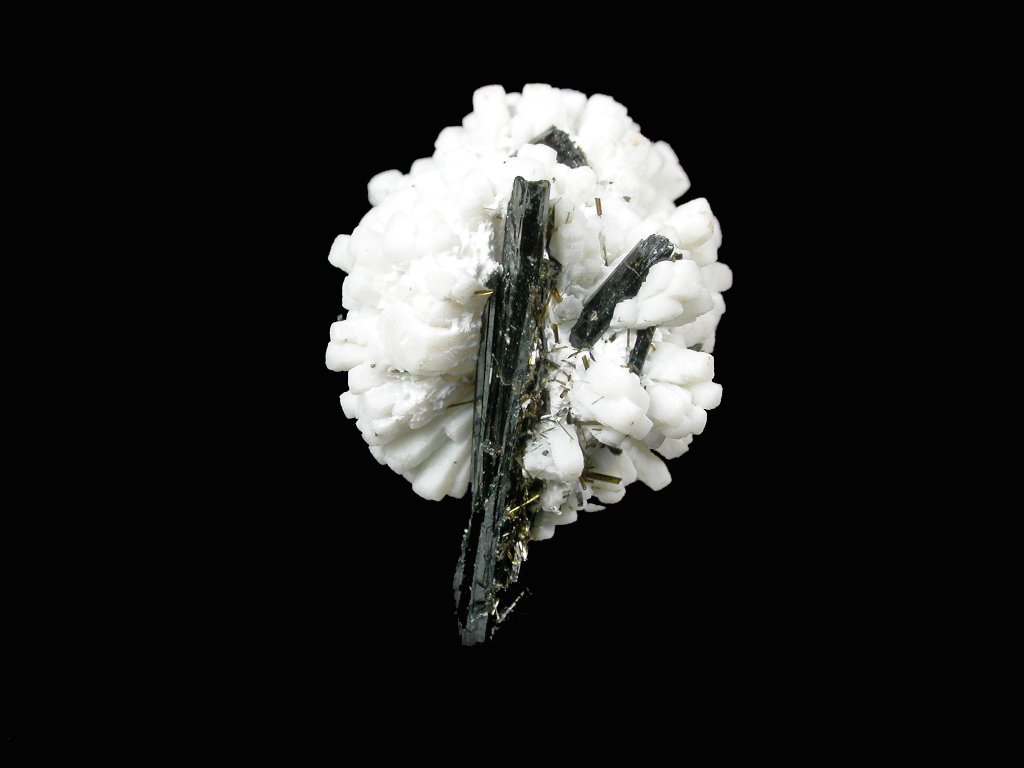 Gonnardite, Aegirine