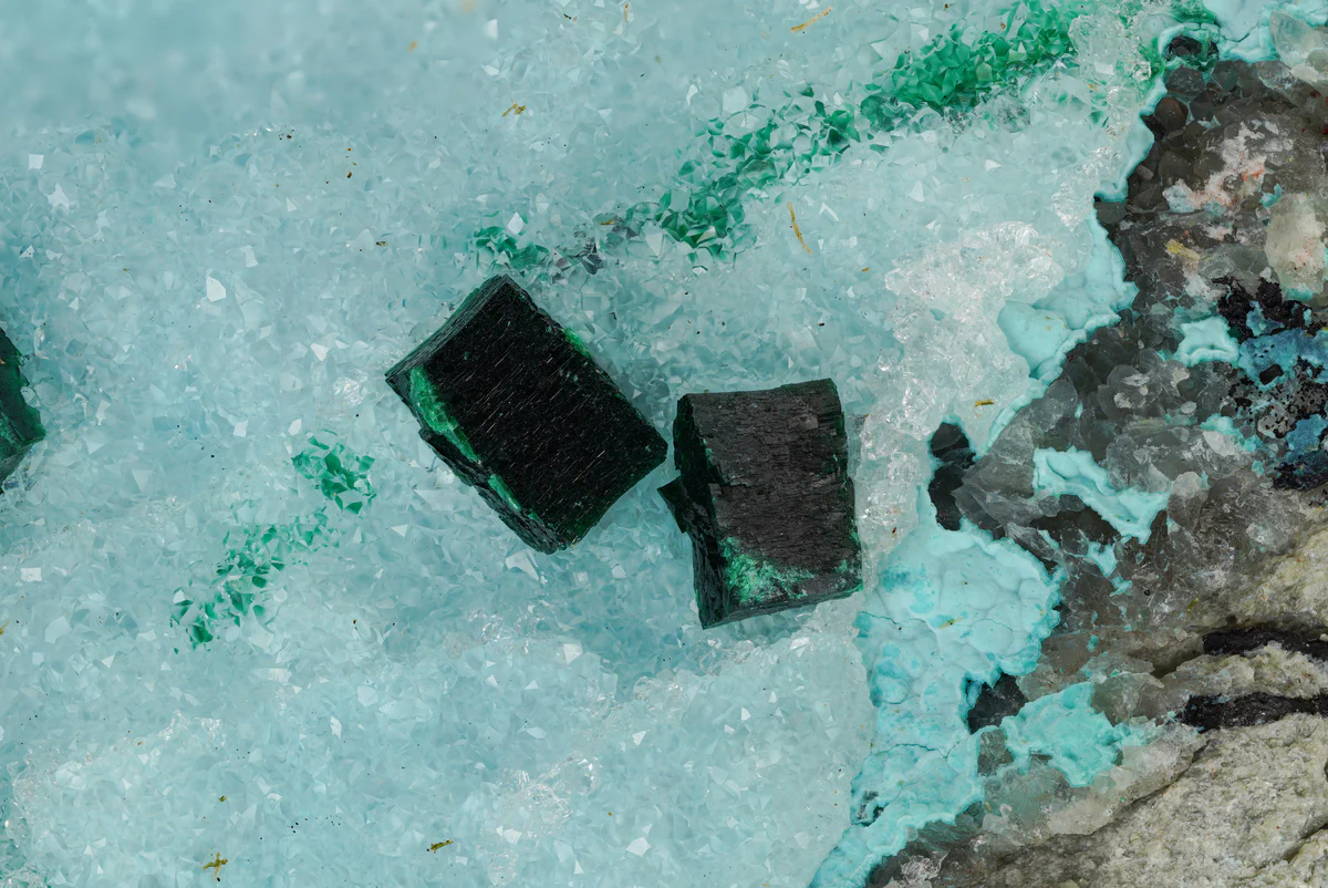 Malachite, Quartz, Chrysocolla