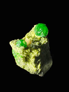 Demantoid