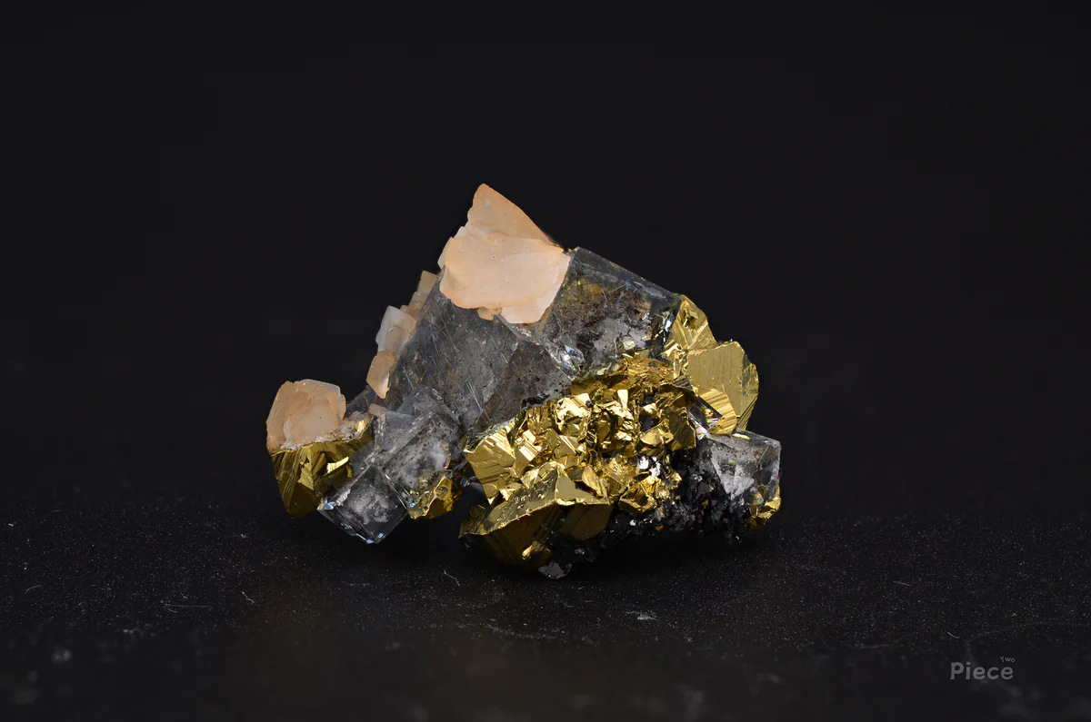 Fluorite, Chalcopyrite, Calcite, Jamesonite