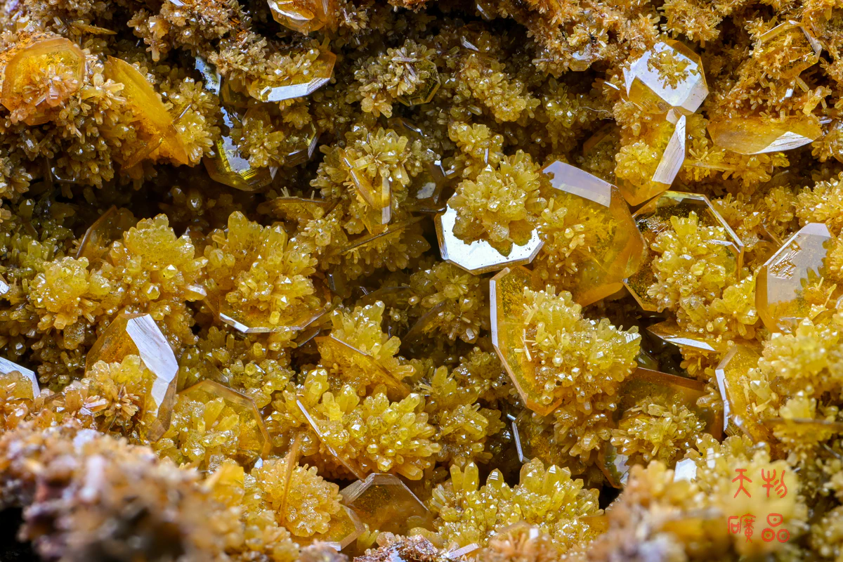 Wulfenite, Mimetite