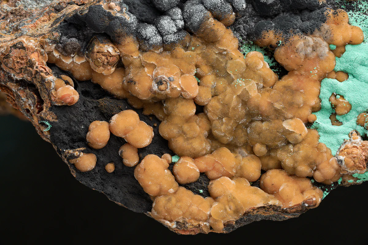 Goethite, Smithsonite, Chrysocolla