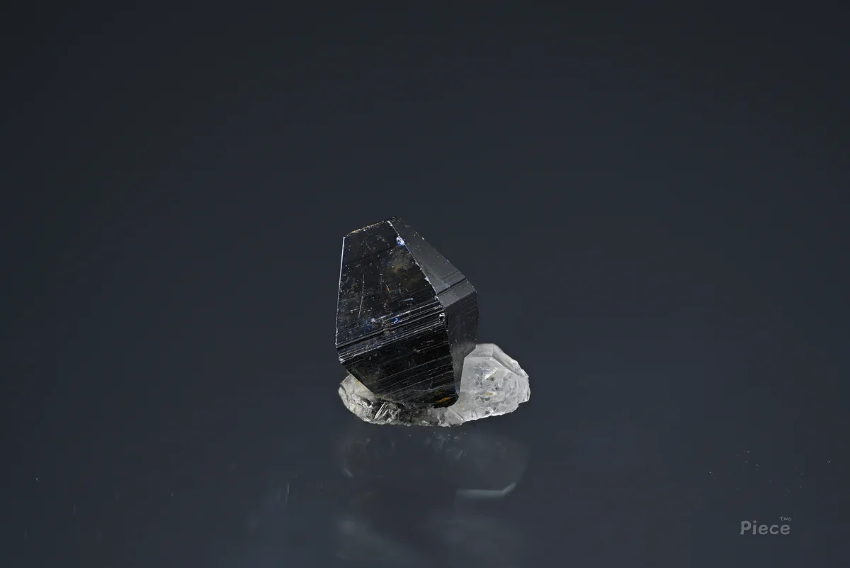 Anatase, Quartz