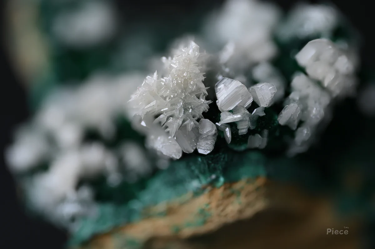 Cerussite, Malachite